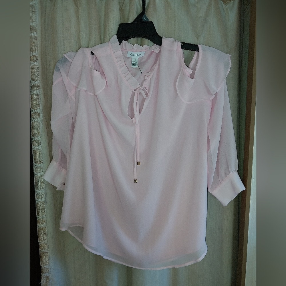 Calvin Klein Cold Shoulder Pink top
